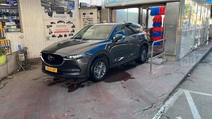 מודעת רכב מאזדה CX-5