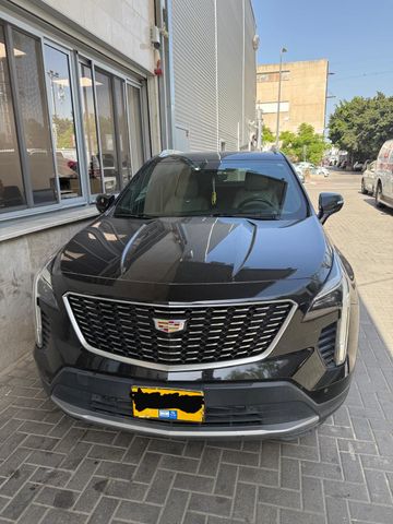מודעת רכב קאדילק XT4