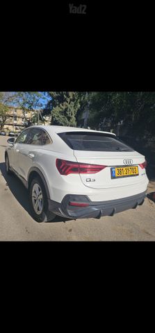 אאודי Q3