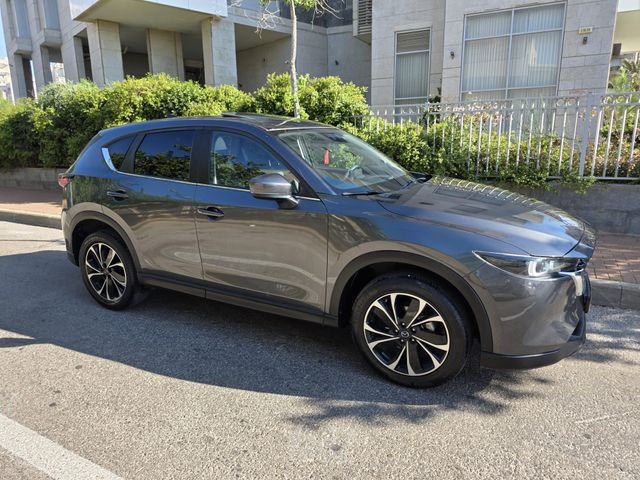 מודעת רכב מאזדה CX-5