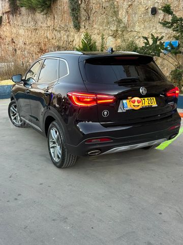 אם ג'י EHS PHEV