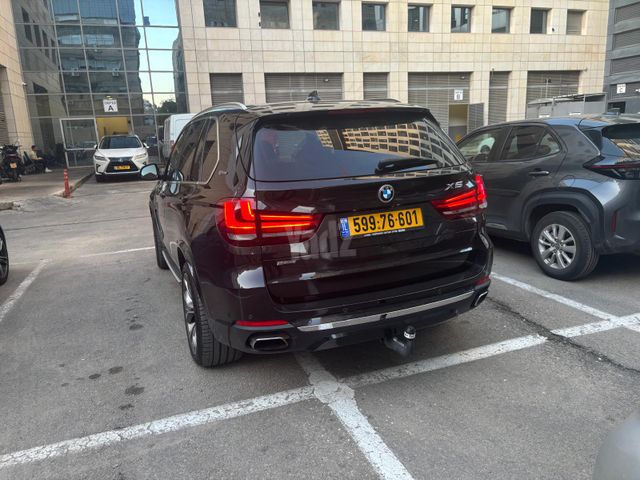 ב מ וו X5