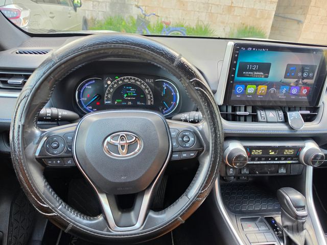 טויוטה RAV4