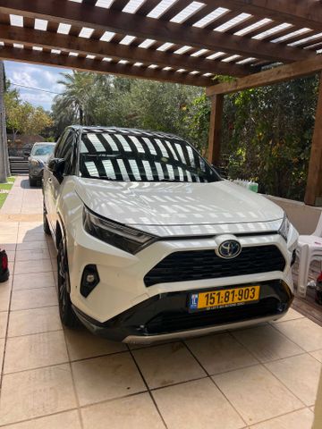 מודעת רכב טויוטה RAV4