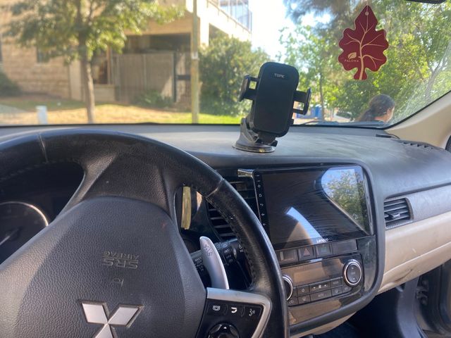 מיצובישי אאוטלנדר