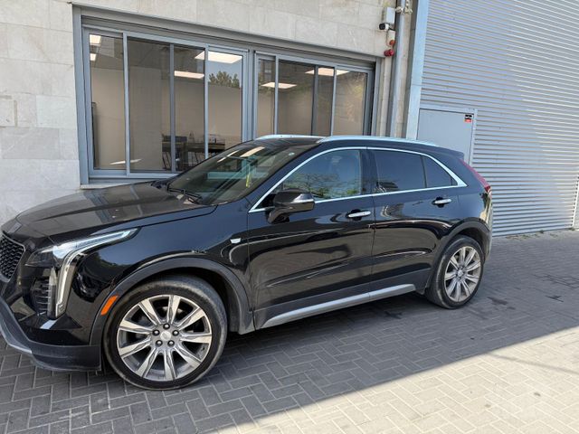 קאדילק XT4