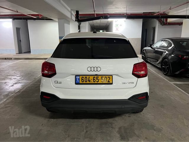 אאודי Q2