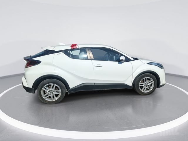 מודעת רכב טויוטה C-HR