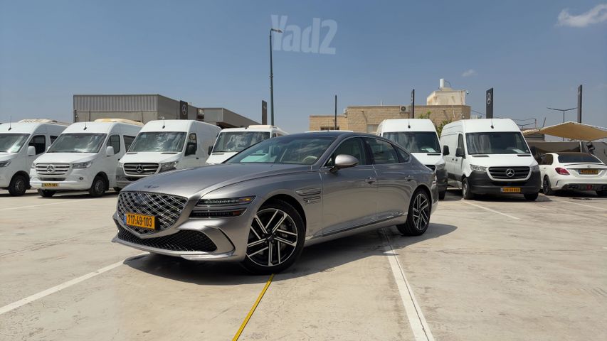 מודעת רכב ג'נסיס G80