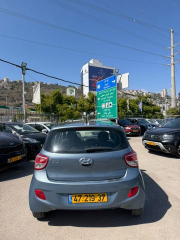 יונדאי i10