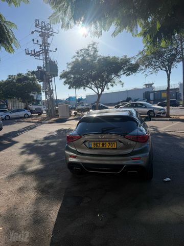 אינפיניטי Q30