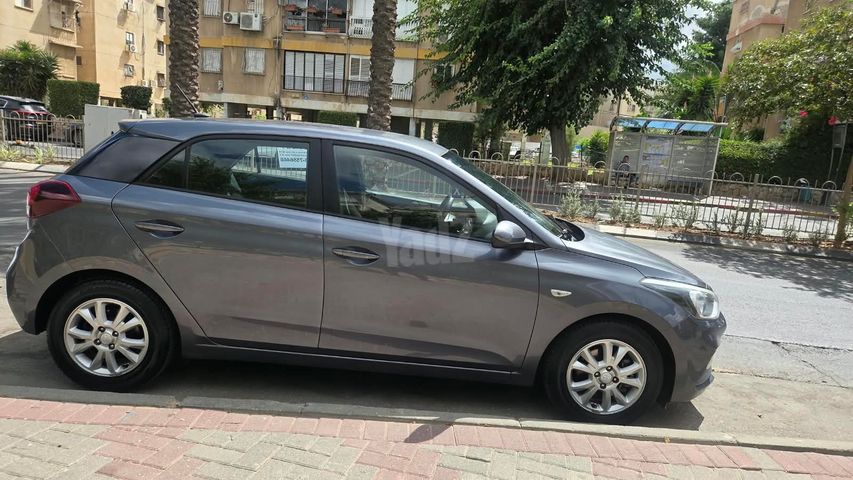 יונדאי i20