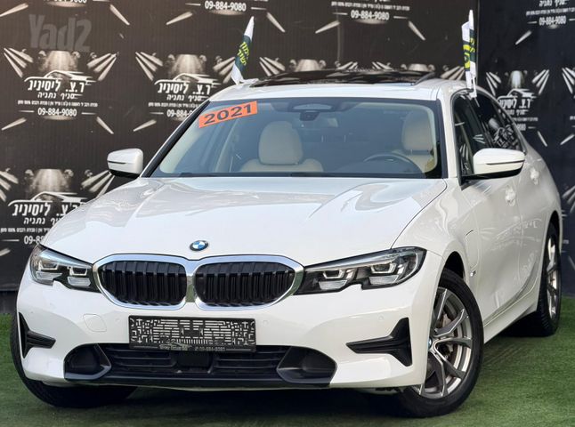 סדרה 3 Sport 330e פלאג-אין אוט׳ 2.0 (184 כ״ס)