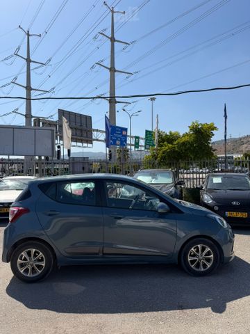 יונדאי i10