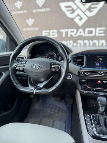 יונדאי איוניק