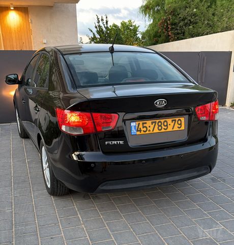 מודעת רכב קיה פורטה 1