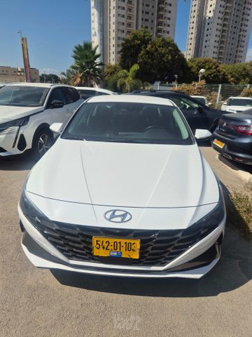 יונדאי אלנטרה