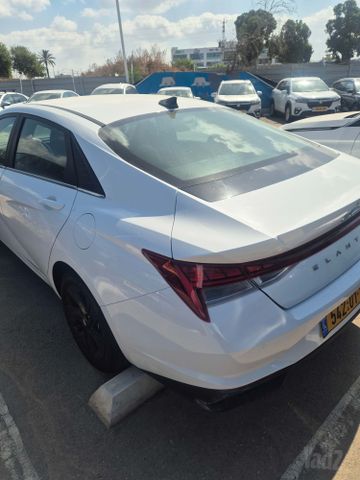 יונדאי אלנטרה