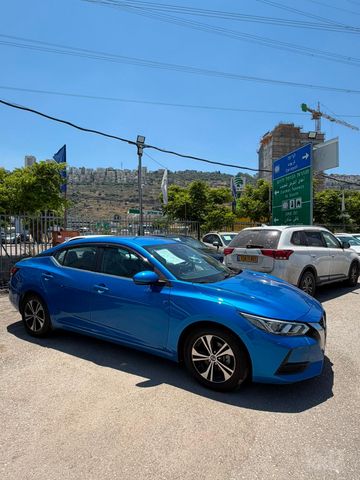 ניסאן סנטרה