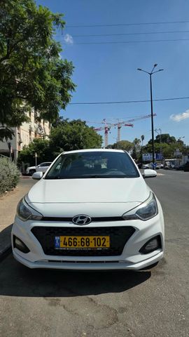 יונדאי i20