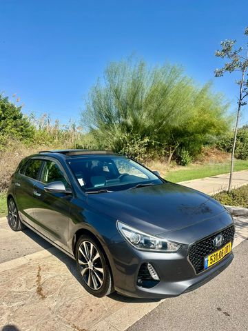 יונדאי i30