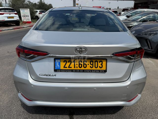 מודעת רכב טויוטה קורולה 2