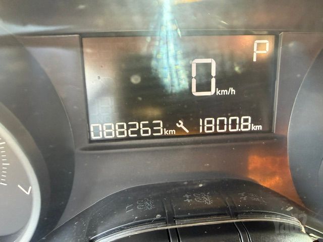פיג'ו 208