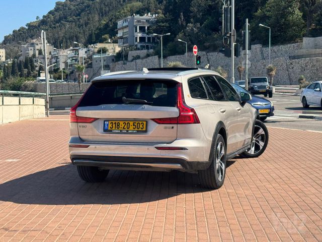 וולוו V60