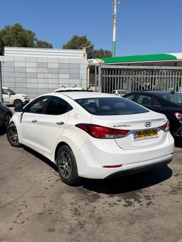 יונדאי I35