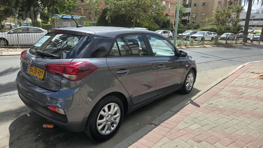 יונדאי i20