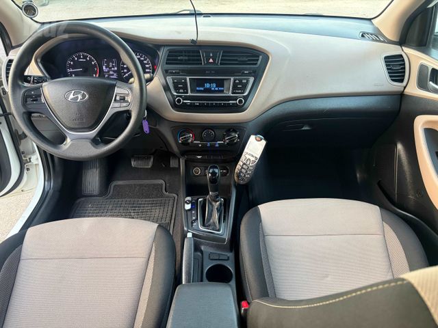 יונדאי i20