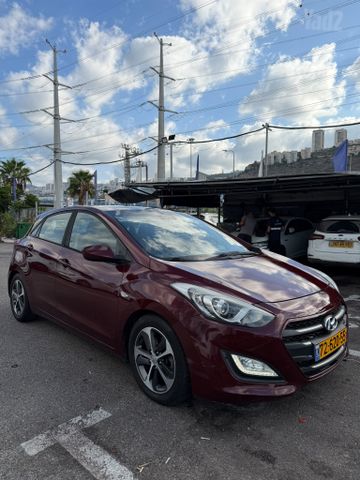 יונדאי i30