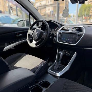 סוזוקי קרוסאובר