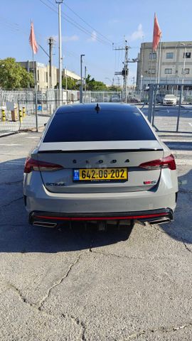 סקודה אוקטביה