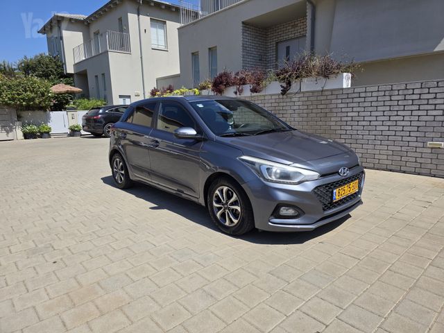 יונדאי i20