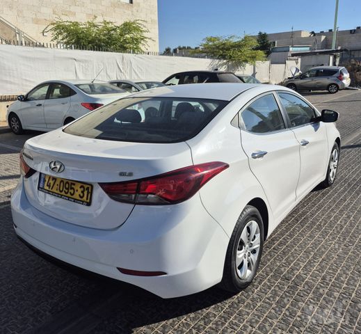 יונדאי I35