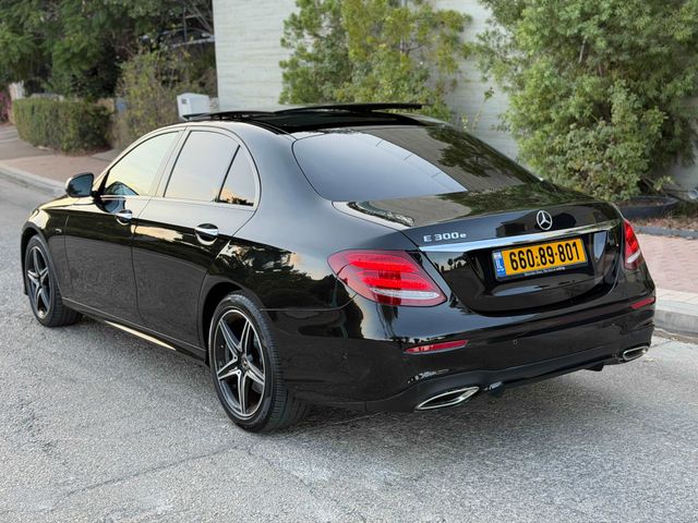 מרצדס-בנץ E-class