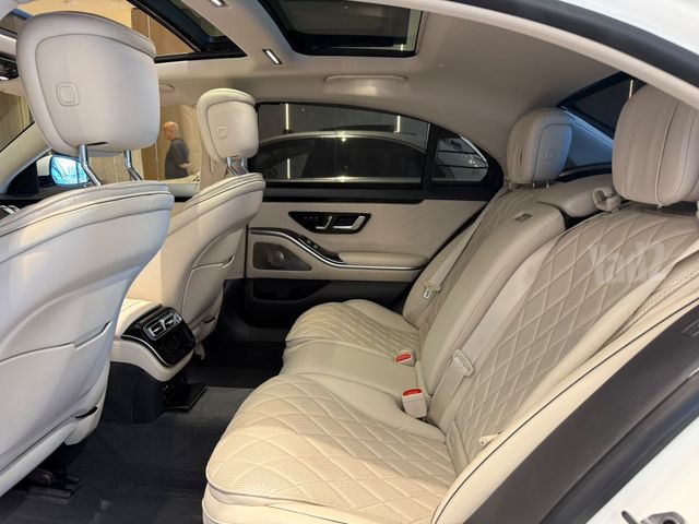 מרצדס-בנץ S-class