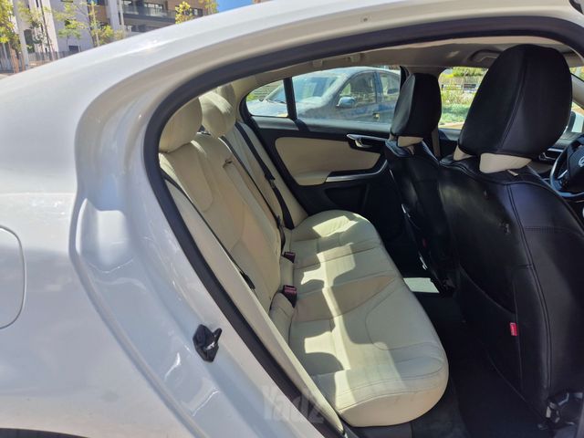 וולוו S60