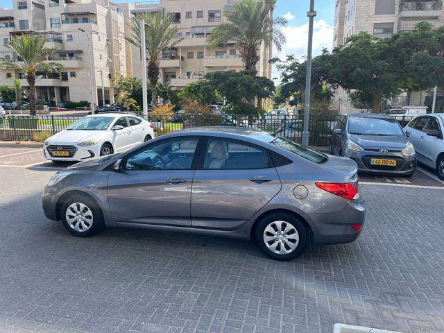 יונדאי אקסנט i25