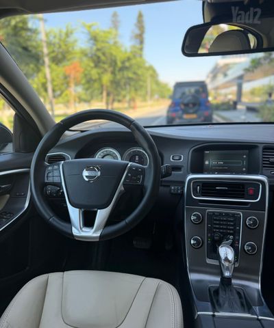 וולוו S60