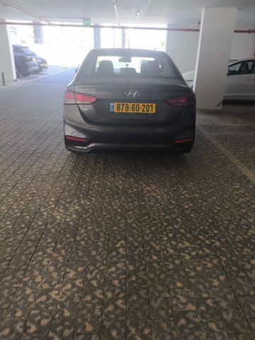 יונדאי אקסנט i25