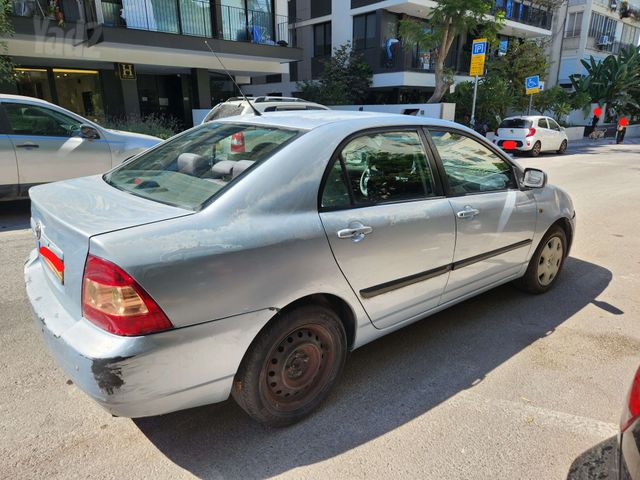 טויוטה קורולה