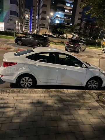 יונדאי אקסנט i25