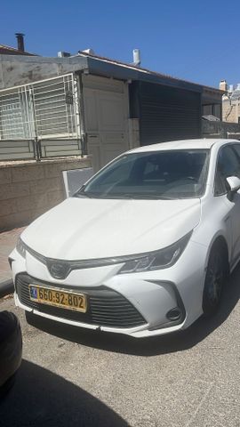 מודעת רכב טויוטה קורולה