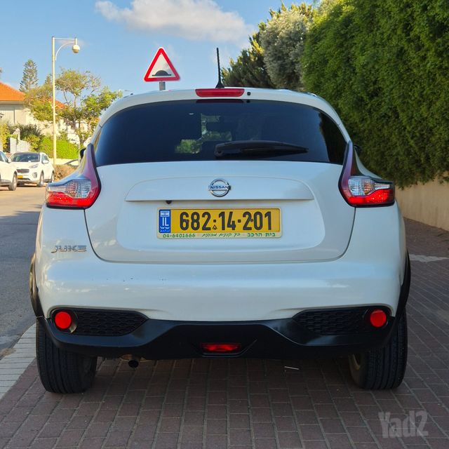 ניסאן ג'וק