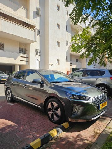 יונדאי איוניק