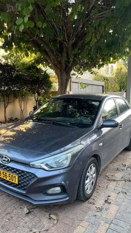 יונדאי i20