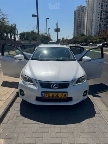 לקסוס CT