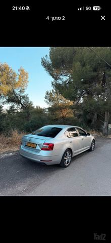 סקודה אוקטביה